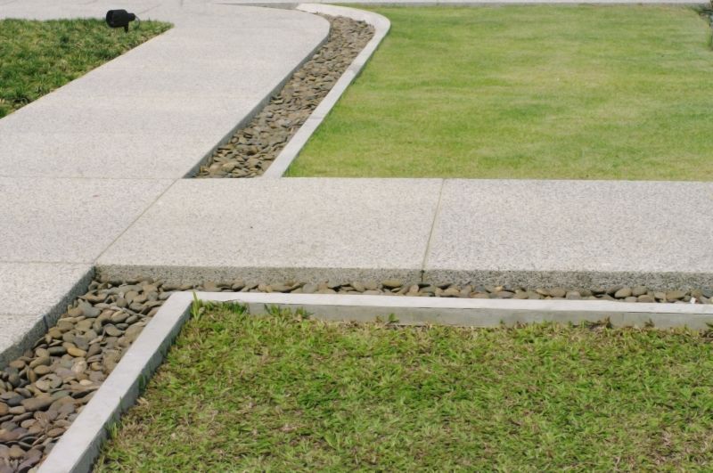 Landscape Curbing Installation in Citrus County, FL
